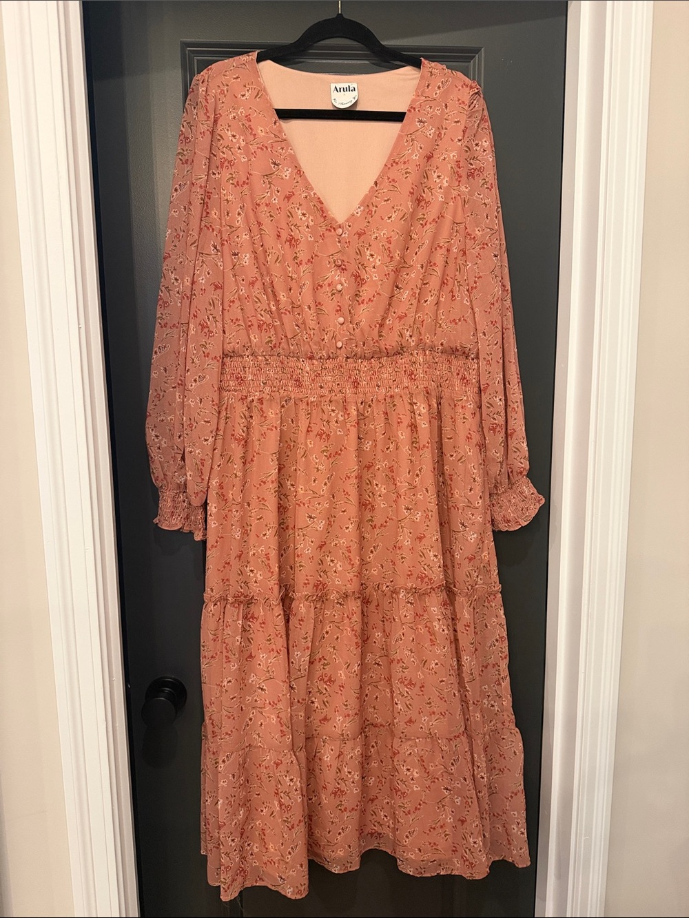 ARULA dusty rose floral V-neck tiered maxi dress